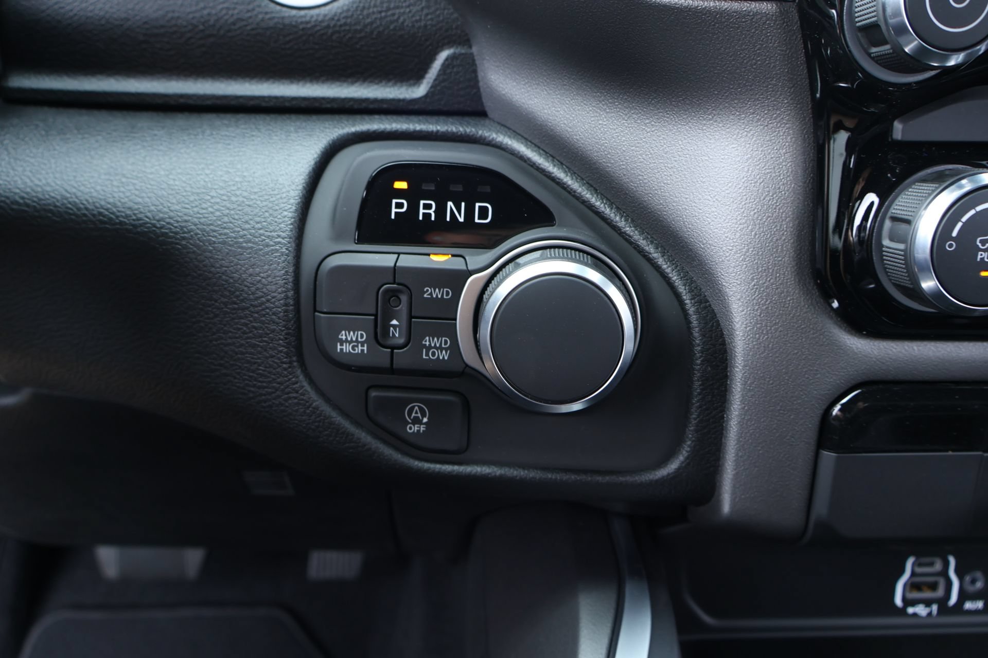 New 2026 RAM 1500 Express AWD/4WD image 7