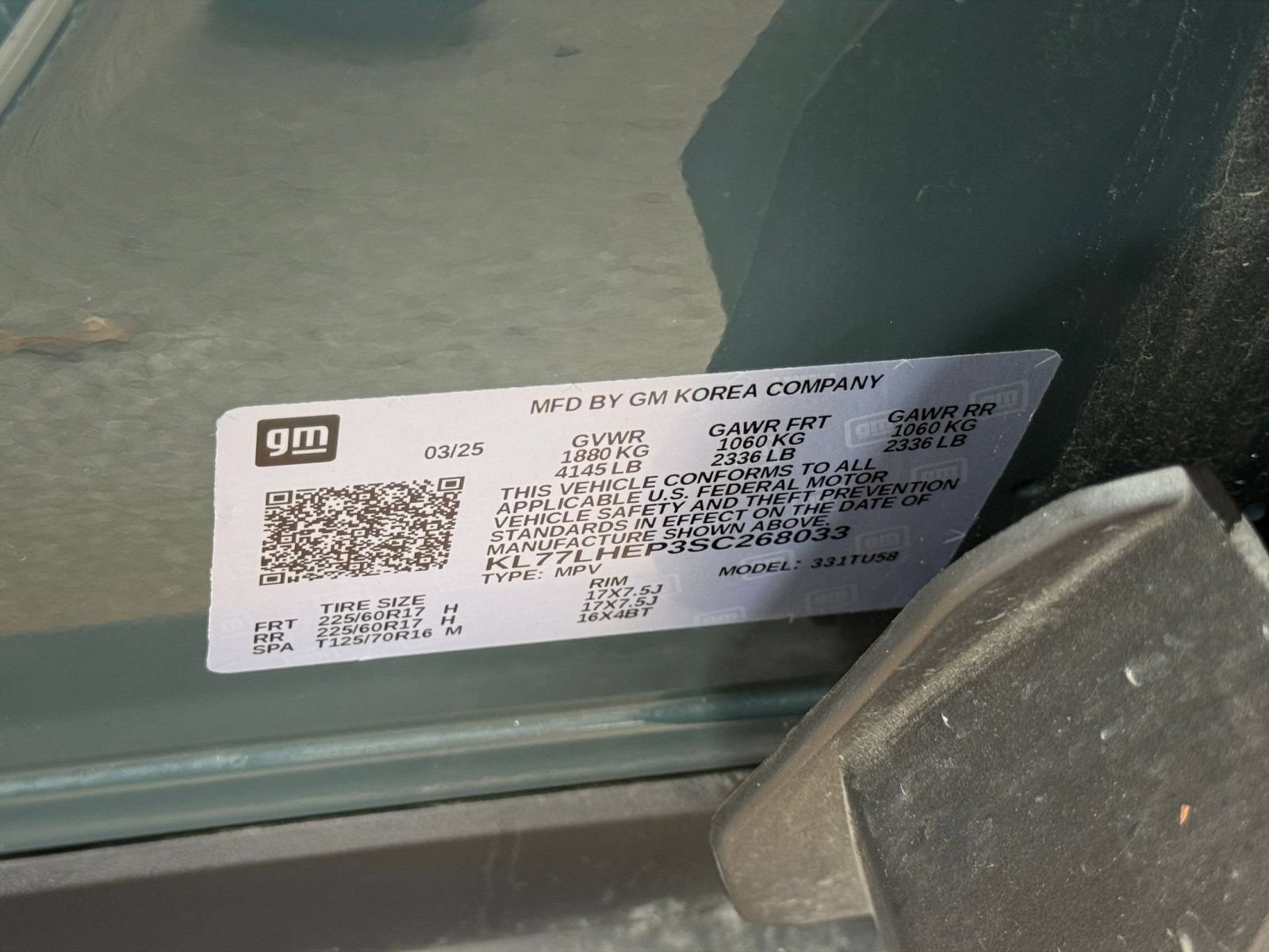 Used 2025 Chevrolet Trax LT FWD image 29