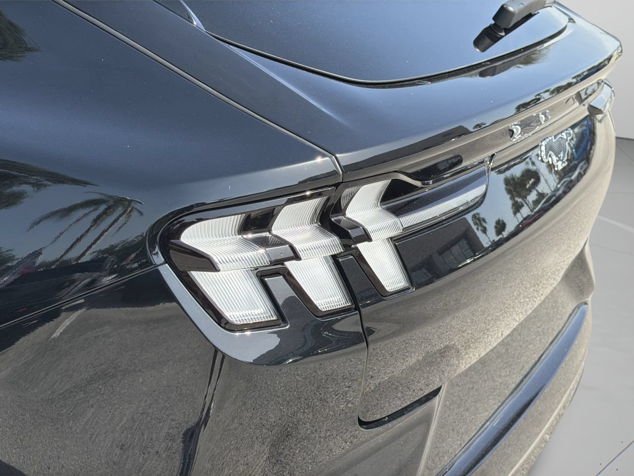 Used 2025 Ford Mustang Mach-E Premium w/ Sport Appearance Package AWD/4WD image 7