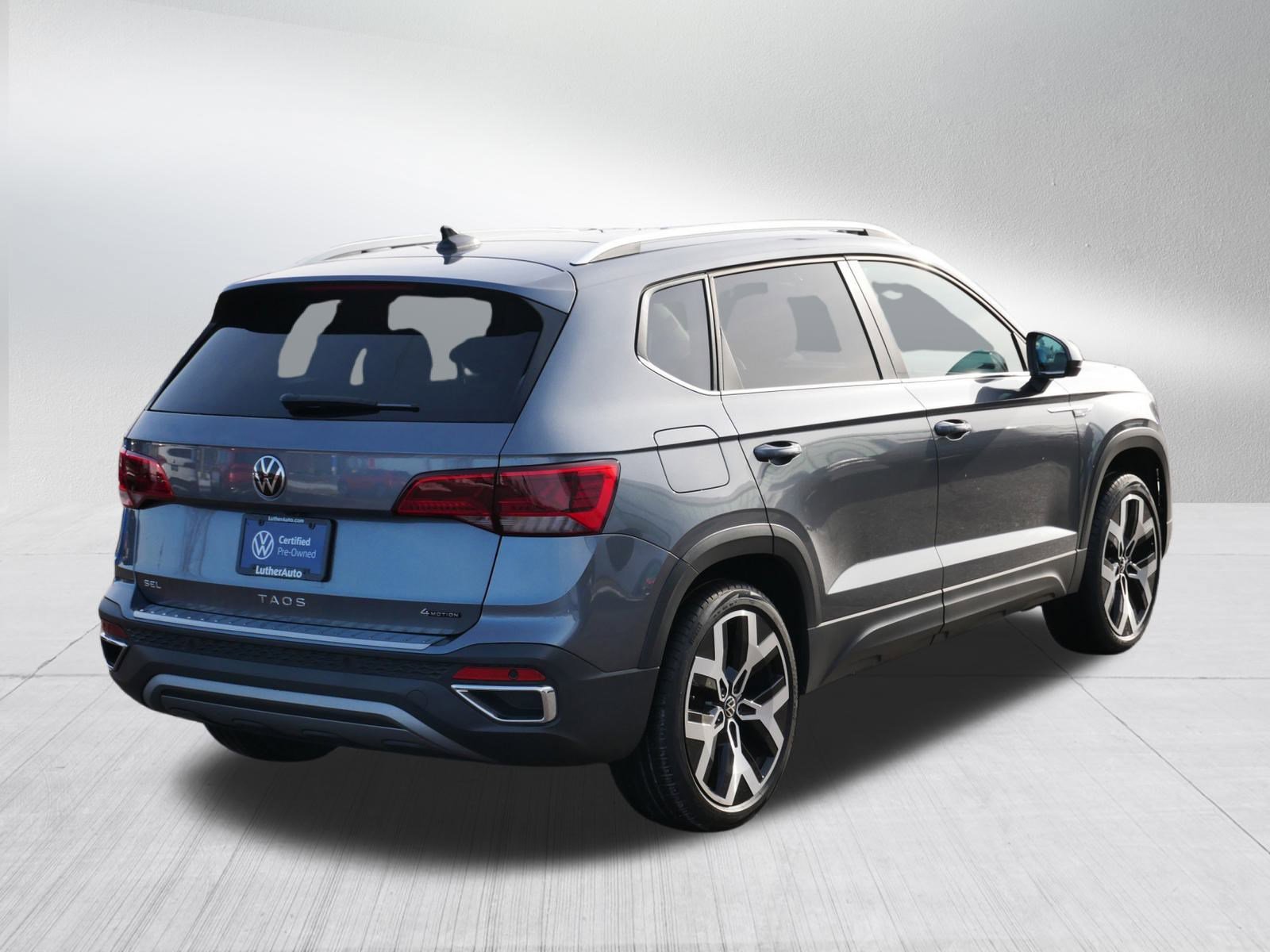 Certified 2023 Volkswagen Taos SEL image 7