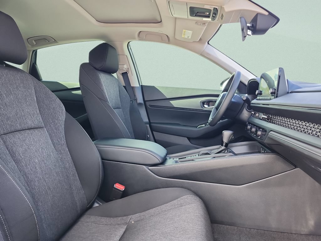 Used 2025 Honda Accord SE image 20