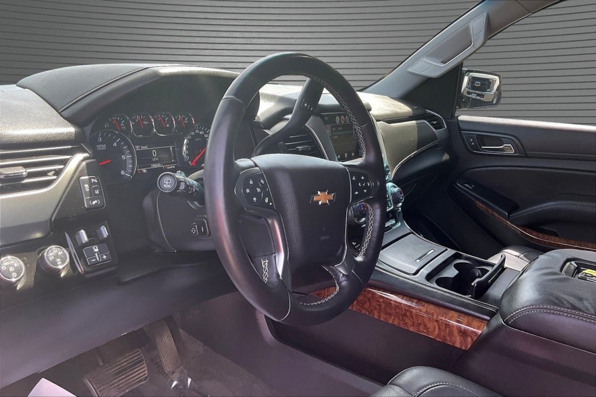 Used 2015 Chevrolet Tahoe LTZ AWD/4WD image 15