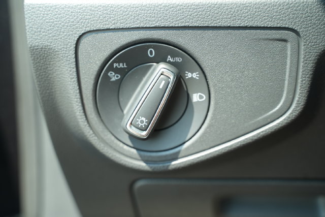 Used 2023 Volkswagen Atlas SE w/ Panoramic Sunroof Package FWD image 35