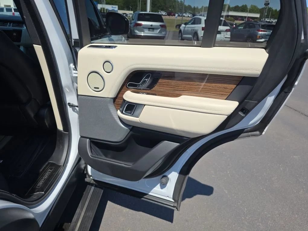 Used 2019 Land Rover Range Rover HSE AWD/4WD image 45