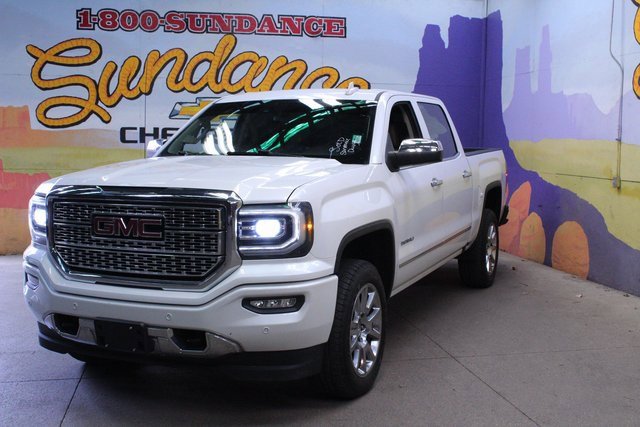 Used 2017 GMC Sierra 1500 Denali image 2