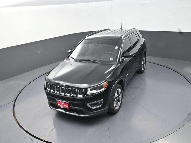 Used 2018 Jeep Compass Limited w/ Navigation Group AWD/4WD image 24
