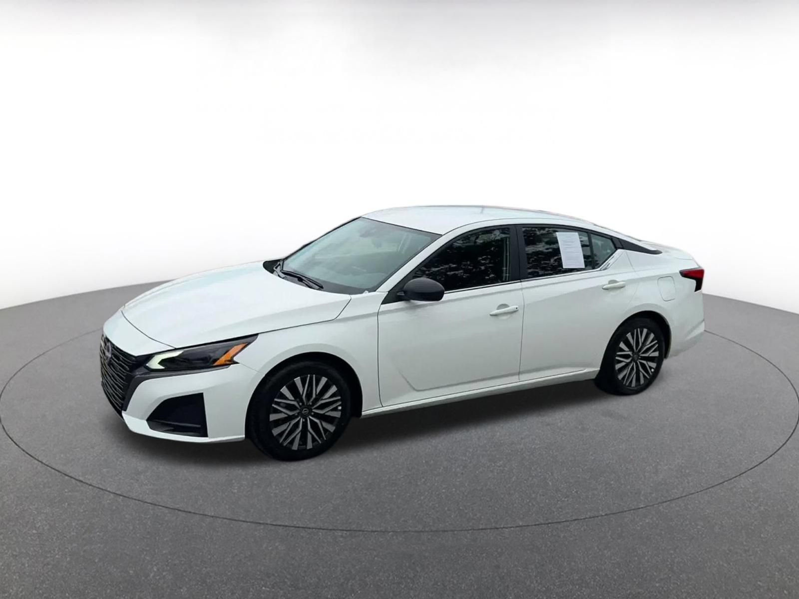 Used 2026 Nissan Altima 2.5 SV FWD image 7