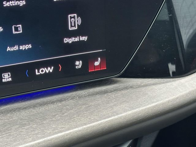 Certified 2025 Audi Q5 2.0T Premium Plus w/ Premium Plus image 30