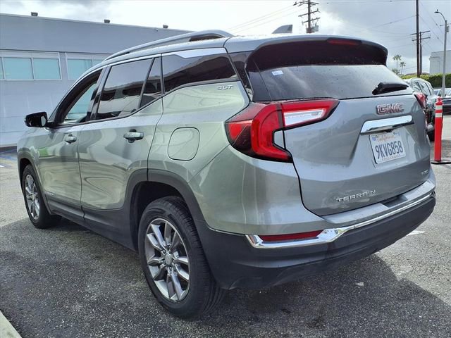Used 2024 GMC Terrain SLT image 27