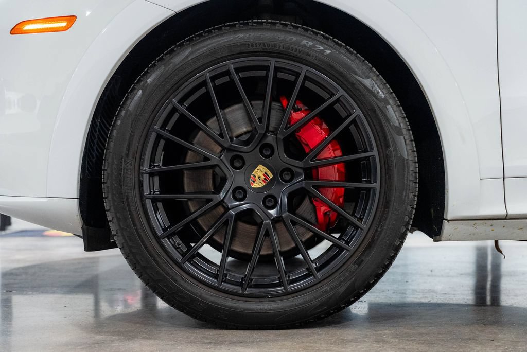 Used 2021 Porsche Cayenne GTS AWD/4WD image 85