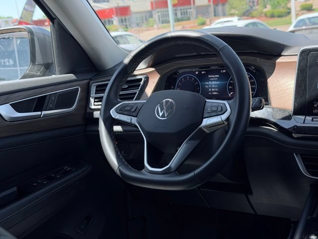 Used 2025 Volkswagen Atlas SE AWD/4WD image 29