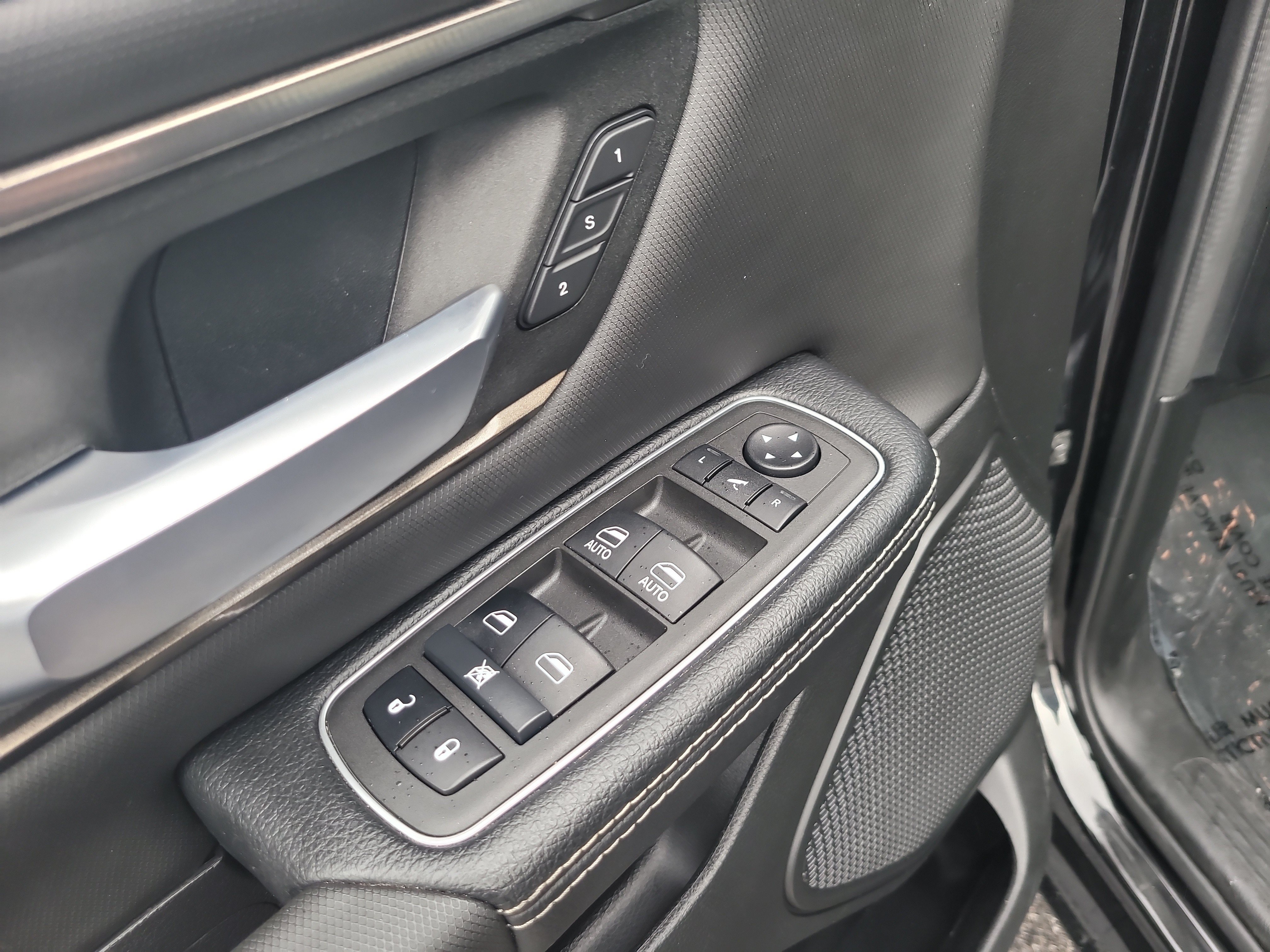 Used 2022 RAM 1500 Rebel w/ Rebel Level 2 Equipment Group AWD/4WD image 17