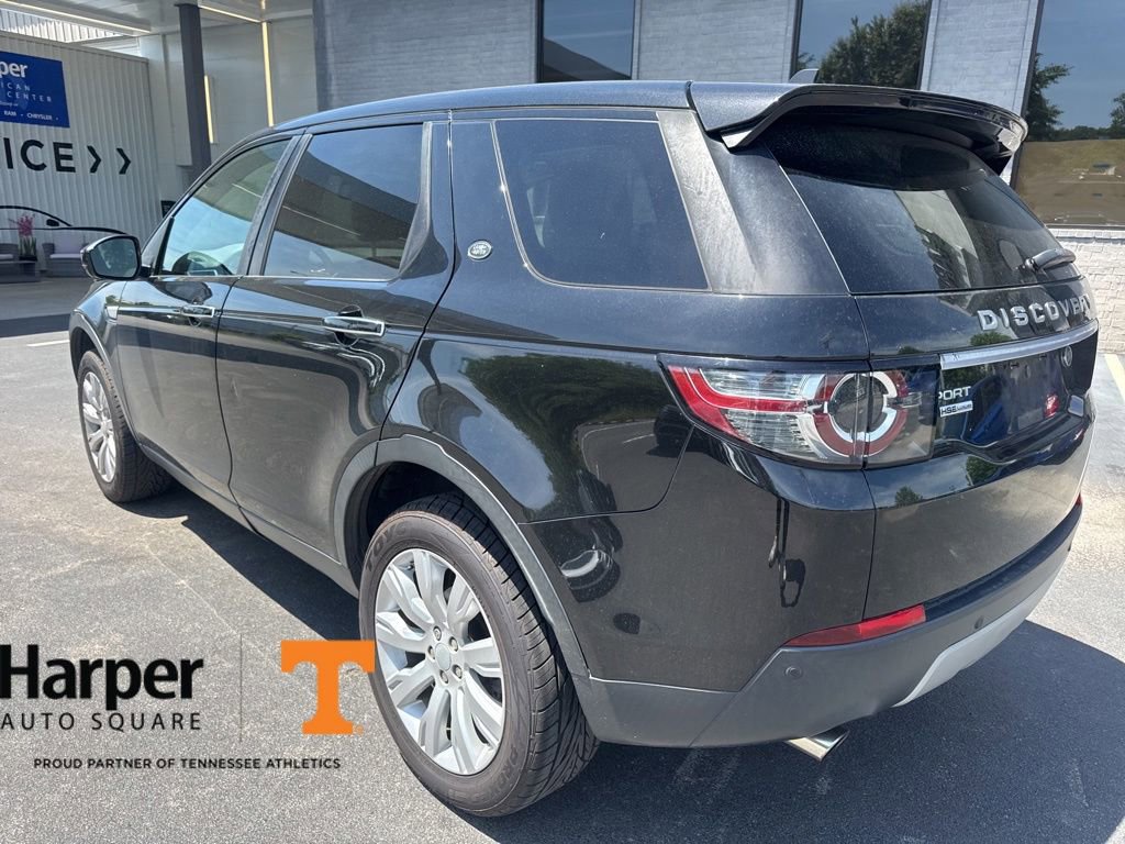 Used 2016 Land Rover Discovery Sport HSE Luxury AWD/4WD image 3