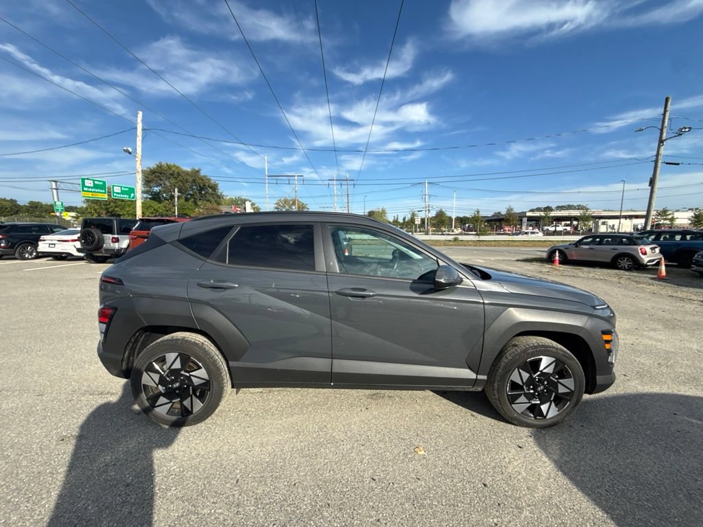 Used 2024 Hyundai Kona SEL w/ Convenience Package AWD/4WD image 5