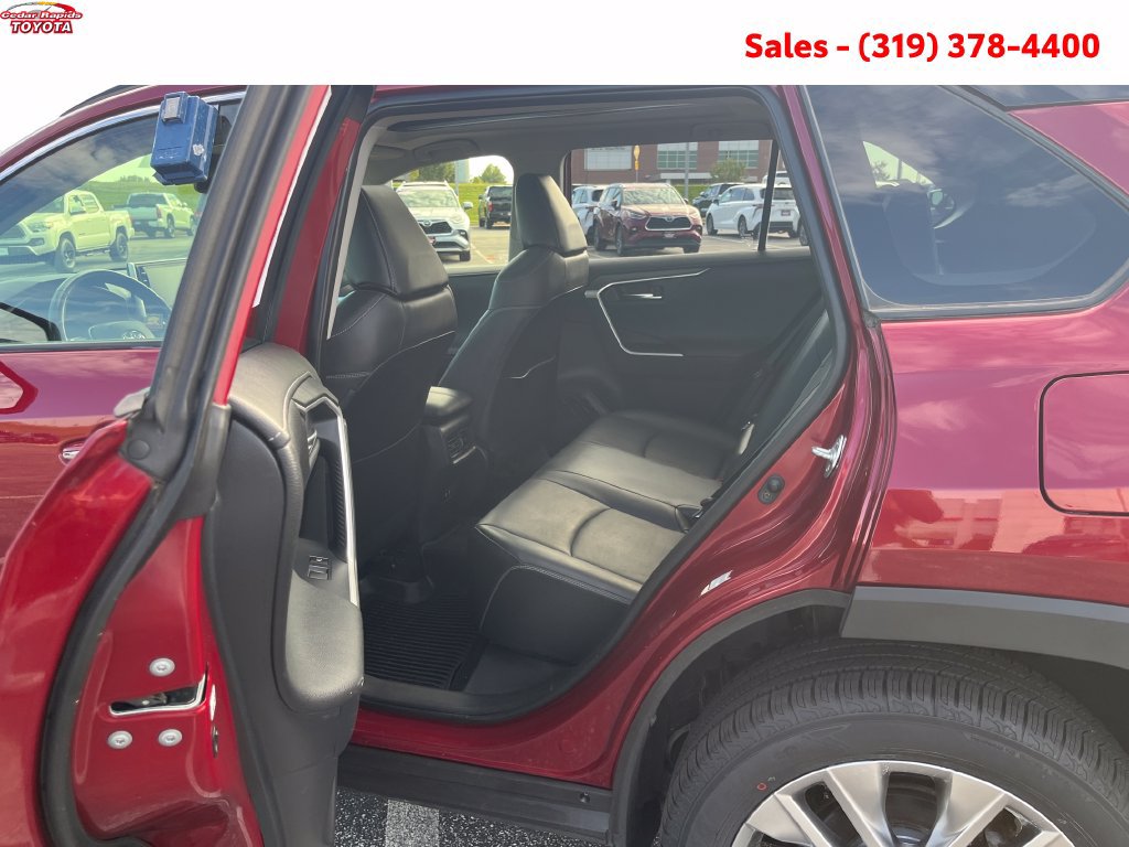 Certified 2019 Toyota RAV4 Limited w/ Advanced Technology Package AWD/4WD image 22