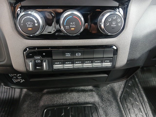 New 2026 RAM 5500 Tradesman w/ Chrome Appearance Group AWD/4WD image 38