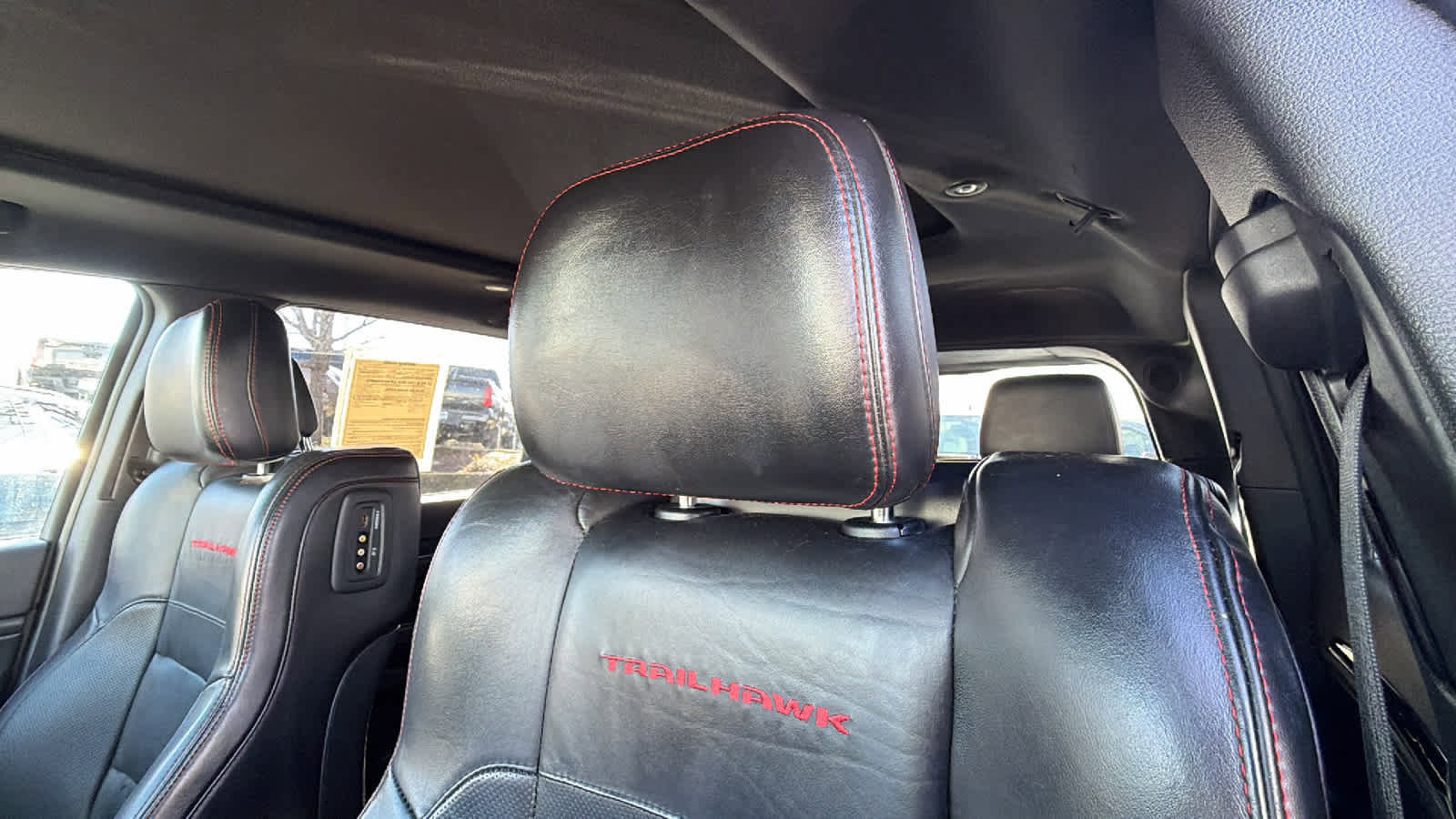 Used 2017 Jeep Grand Cherokee Trailhawk w/ Trailhawk Luxury Group image 11