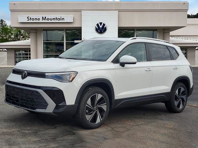 New 2026 Volkswagen Taos SE AWD/4WD image 1