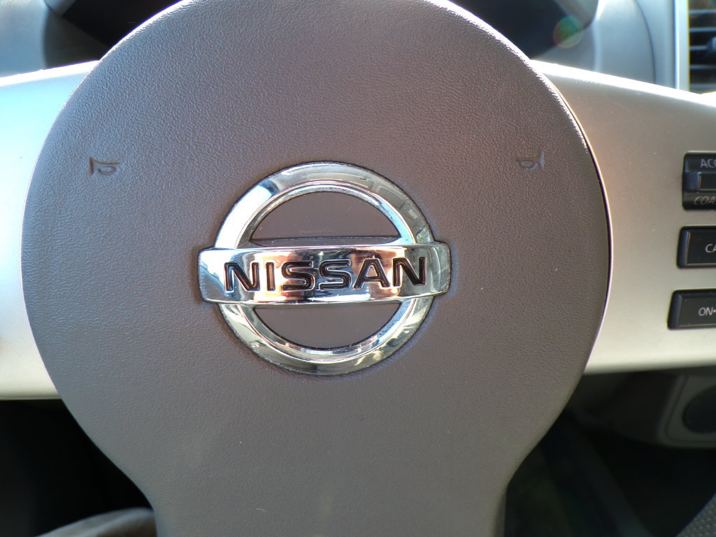 Used 2015 Nissan Frontier SV w/ SV Value Truck Package RWD image 33