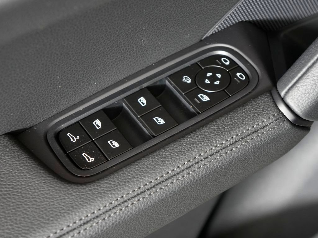 Certified 2026 Porsche Cayenne Coupe AWD/4WD image 15