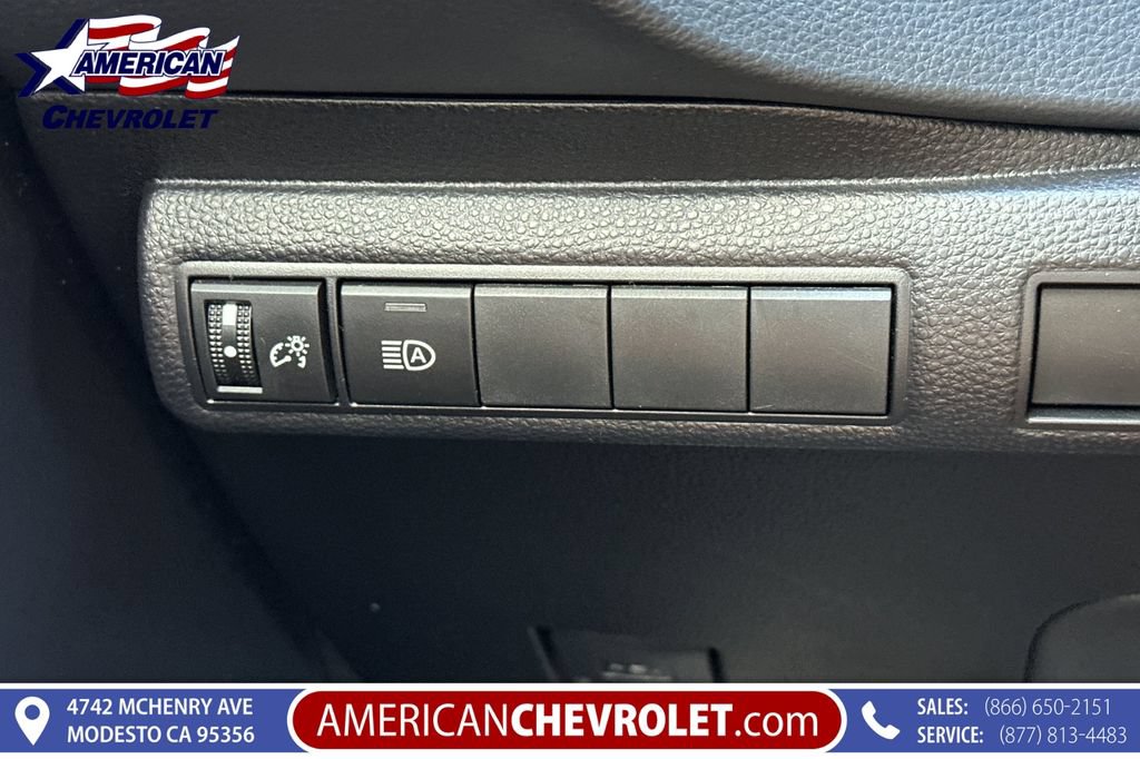 Used 2024 Toyota Corolla SE w/ SE Premium Package FWD image 35