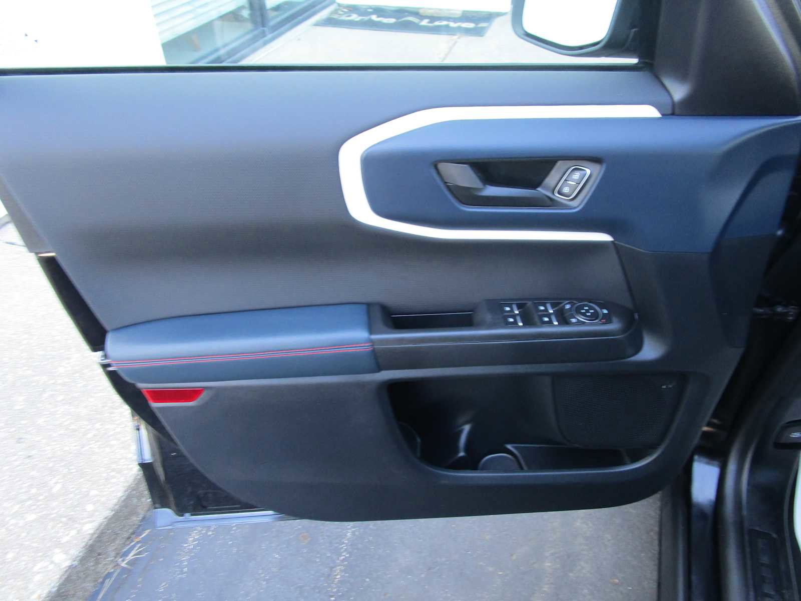 Used 2024 Ford Bronco Sport Heritage w/ Heritage Convenience Package image 23