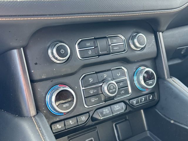 Used 2023 GMC Yukon AT4 w/ Technology Package AWD/4WD image 52