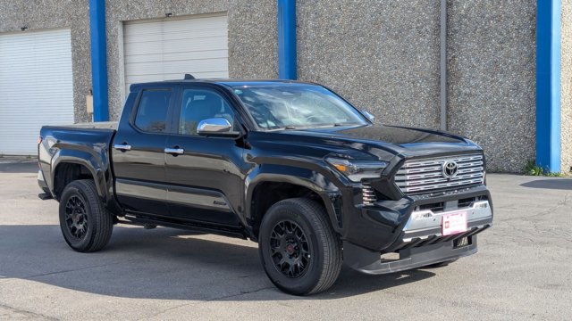 Used 2024 Toyota Tacoma Limited w/ Limited Package (LT) video 3