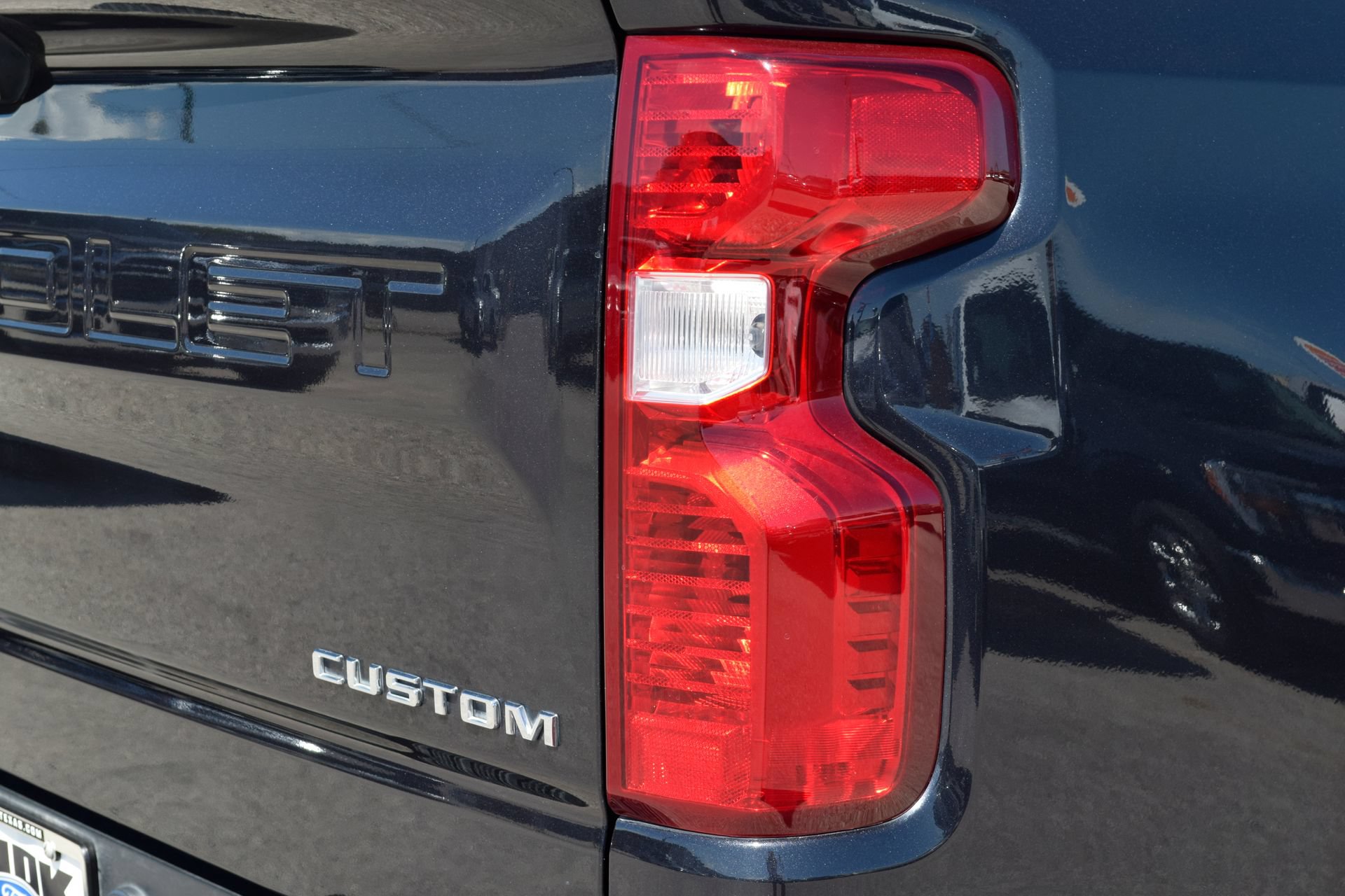 Used 2023 Chevrolet Silverado 1500 Custom RWD image 17