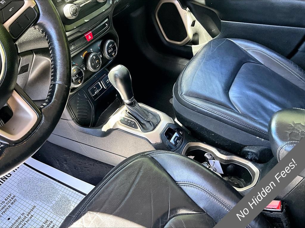 Used 2017 Jeep Renegade Limited FWD image 13