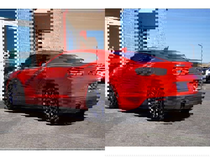 Used 2020 Chevrolet Camaro LT w/ RS Package image 8