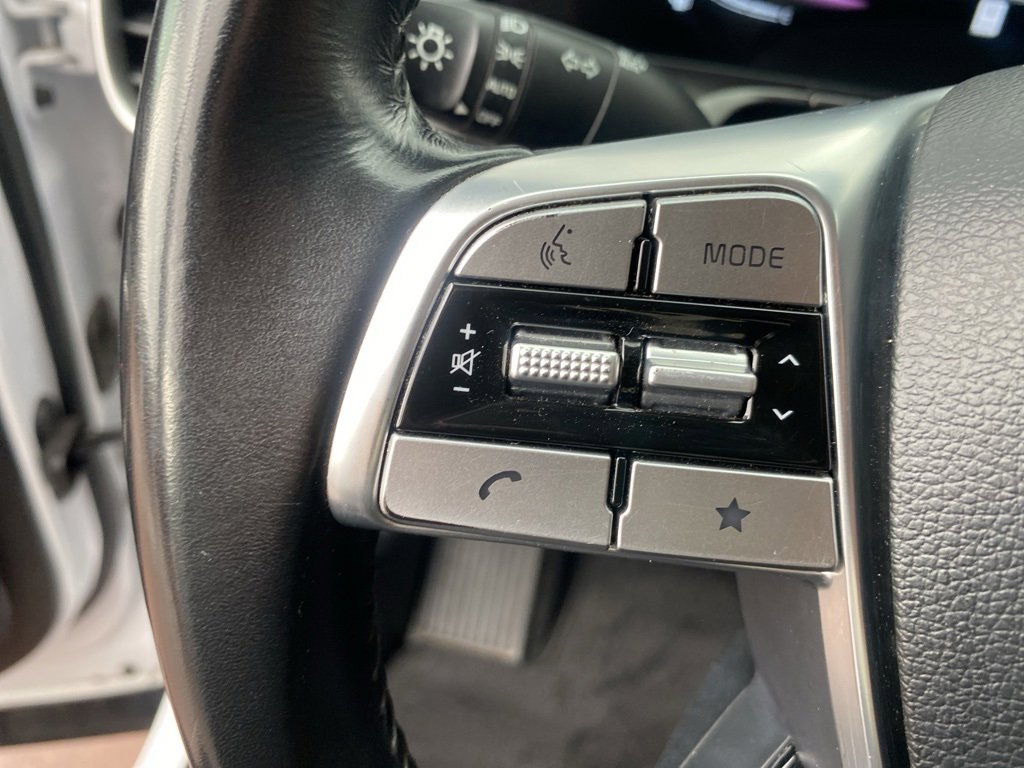 Used 2023 Kia Telluride LX image 31