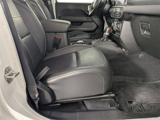 Used 2021 Jeep Wrangler Unlimited Sahara w/ Dual Top Group image 32