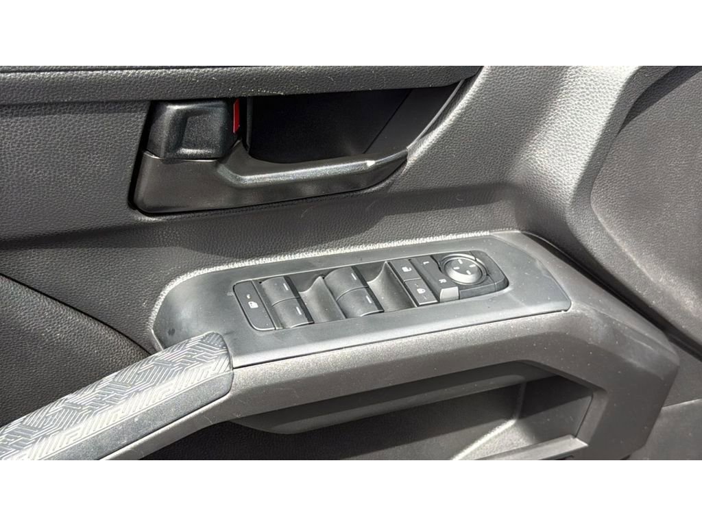 Certified 2025 Toyota Tacoma SR5 w/ SR5 Upgrade Package AWD/4WD image 13