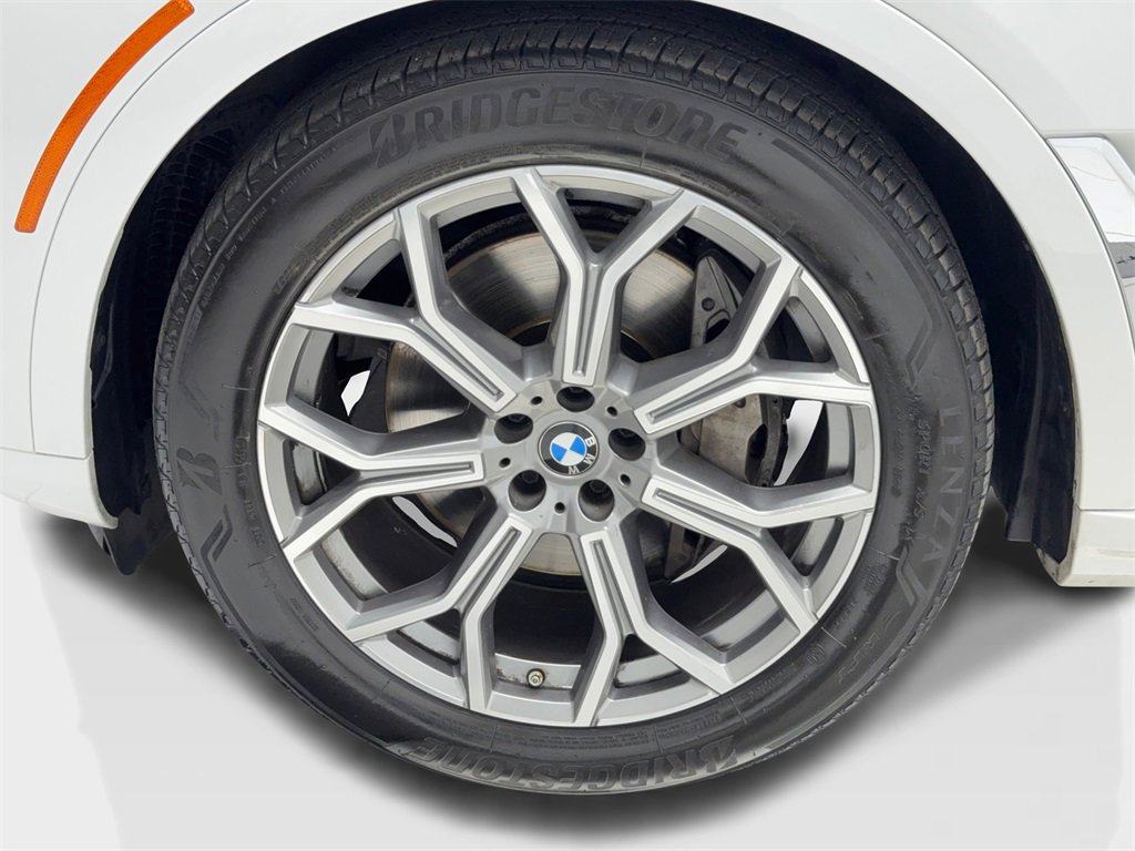 Used 2024 BMW X7 xDrive40i image 62