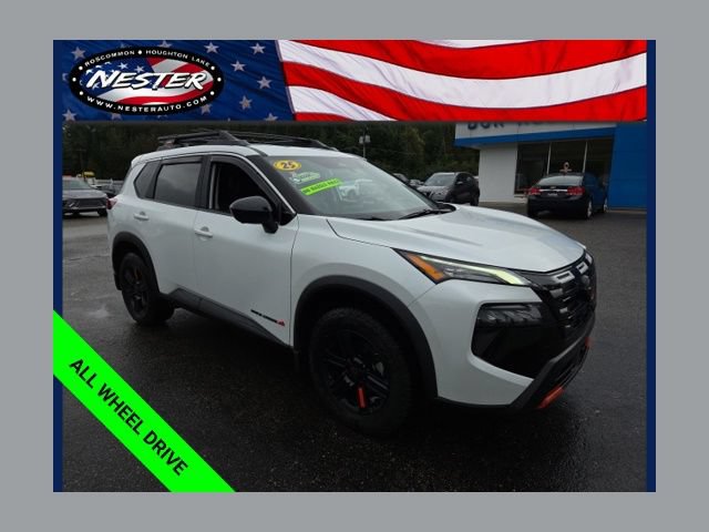 Used 2025 Nissan Rogue SV