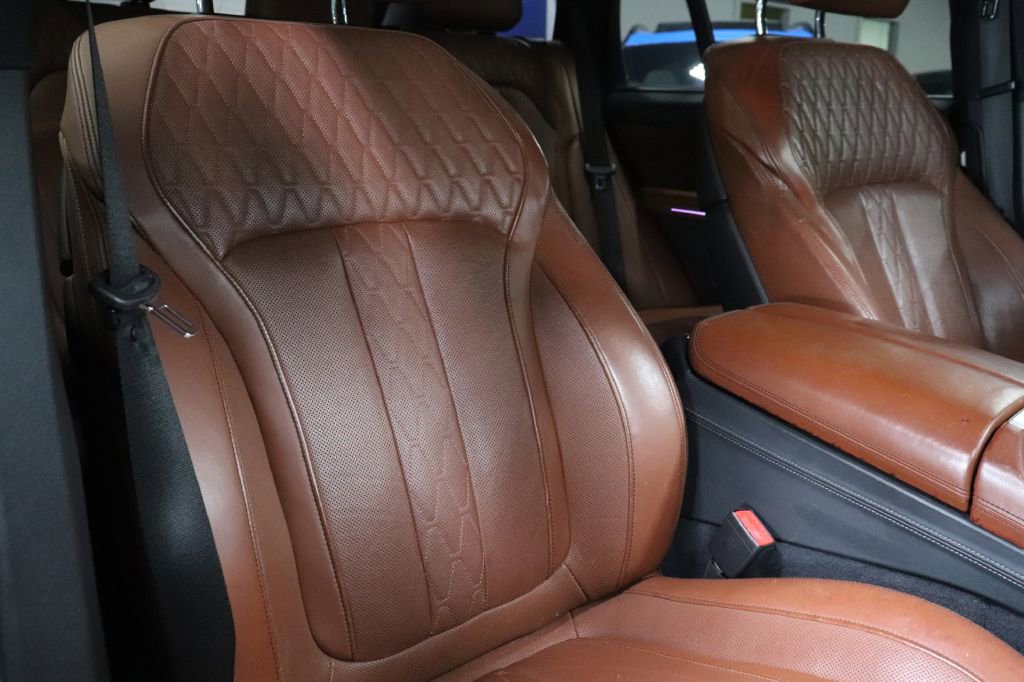 Used 2019 BMW X5 xDrive50i w/ M Sport Package image 27