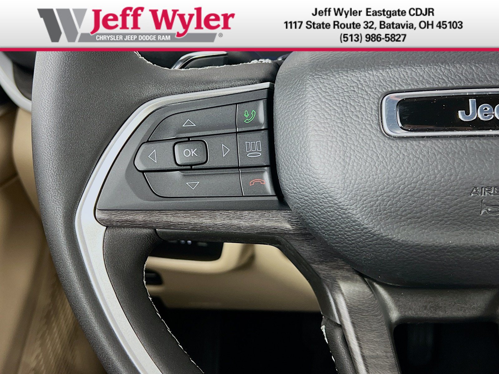 New 2025 Jeep Grand Cherokee Limited AWD/4WD image 15