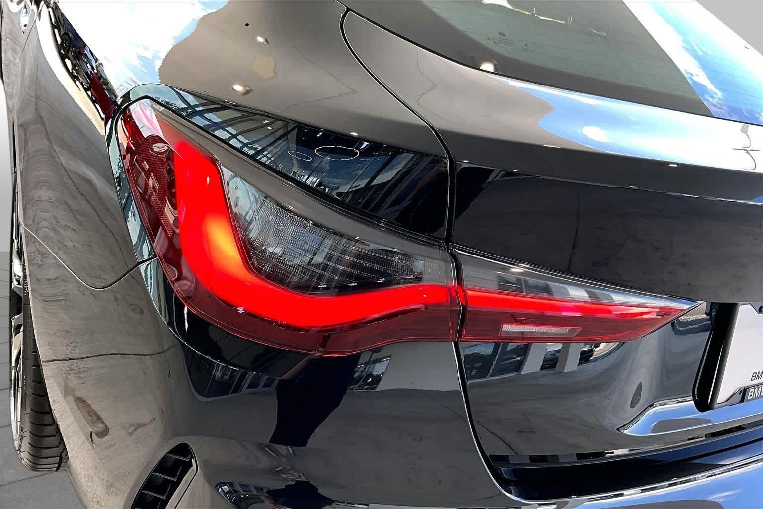 Used 2025 BMW 430i w/ Premium Package RWD image 27
