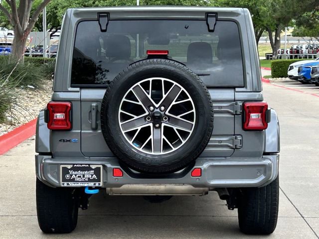 Used 2022 Jeep Wrangler Unlimited Sahara image 5