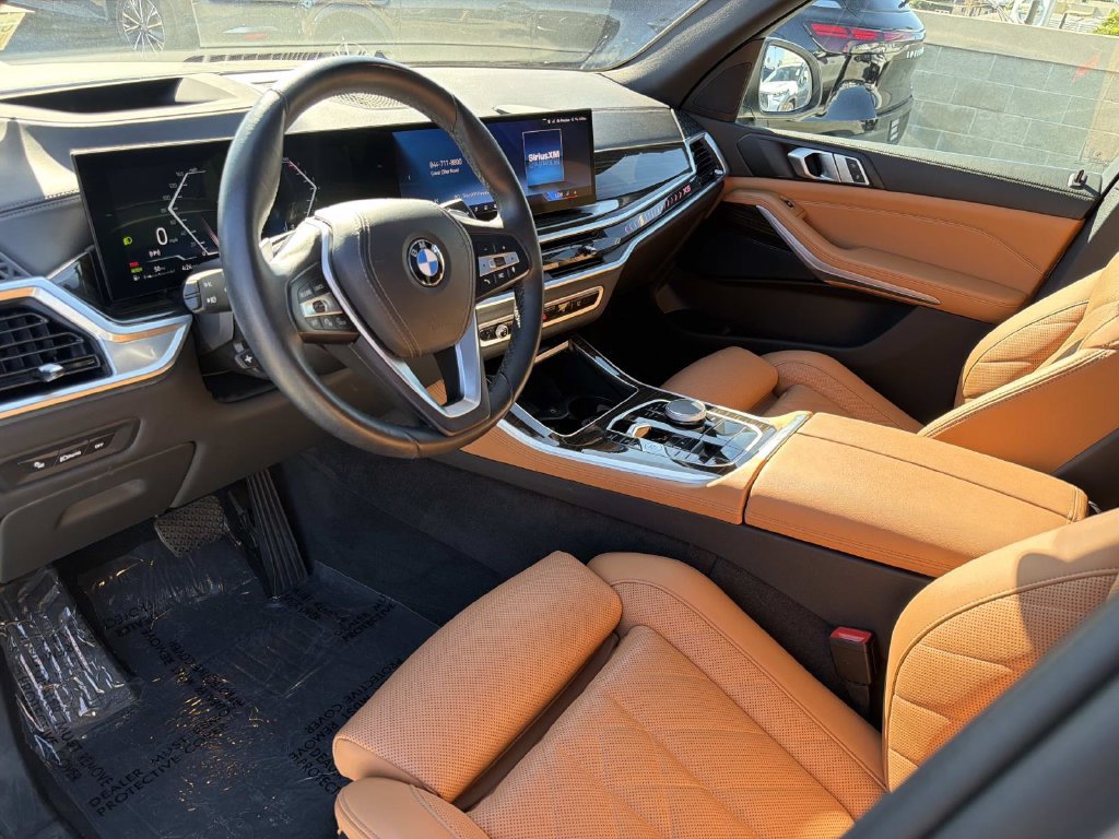Used 2024 BMW X5 sDrive40i w/ Parking Assistance Package RWD image 18