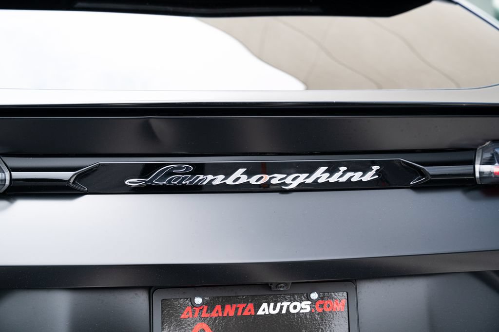 Used 2021 Lamborghini Urus AWD/4WD image 19