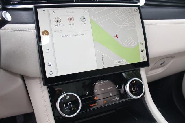 New 2026 Jaguar F-PACE R-Dynamic S image 16