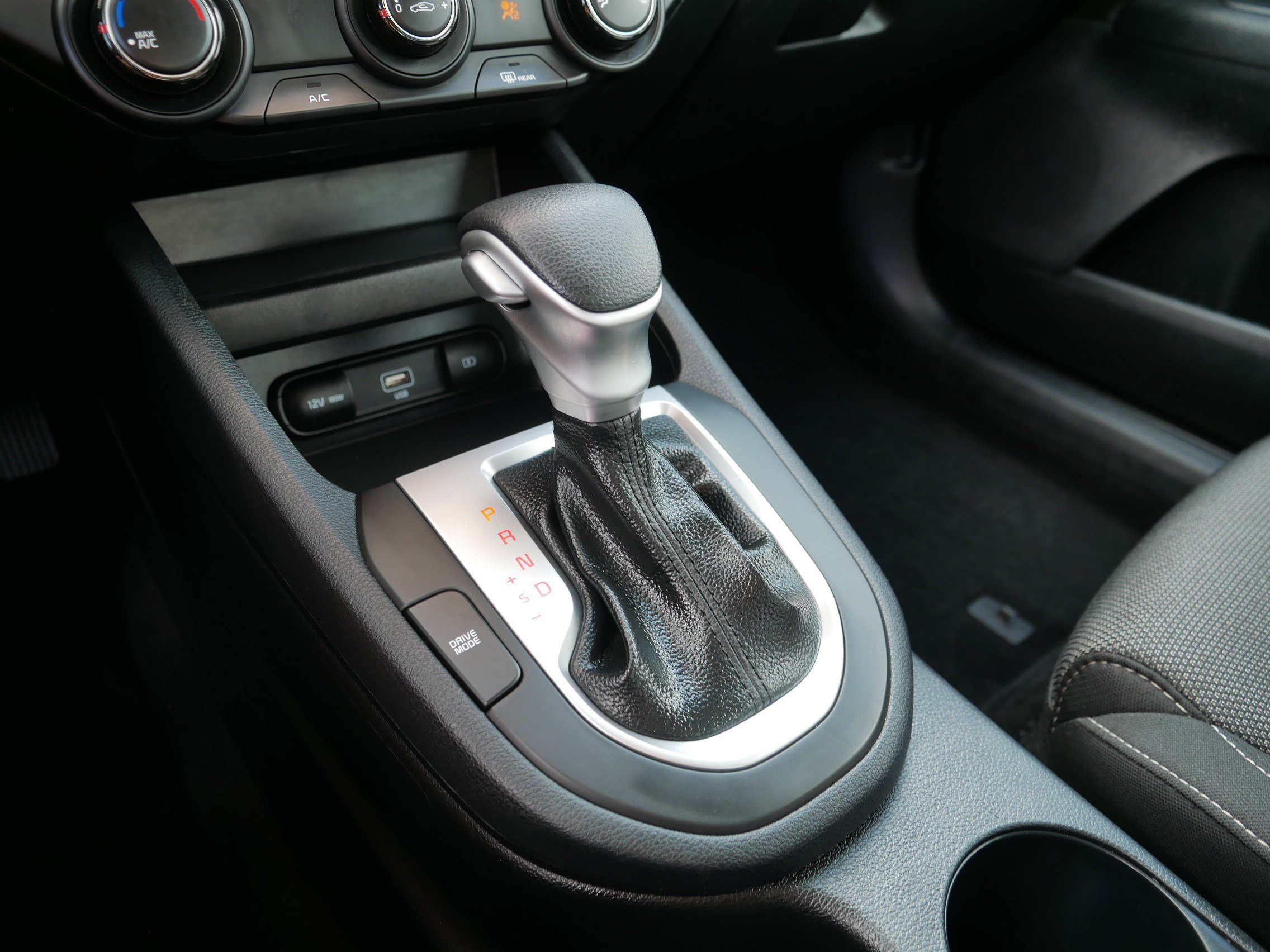 Certified 2024 Kia Forte LXS w/ LXS Technology Package FWD image 24