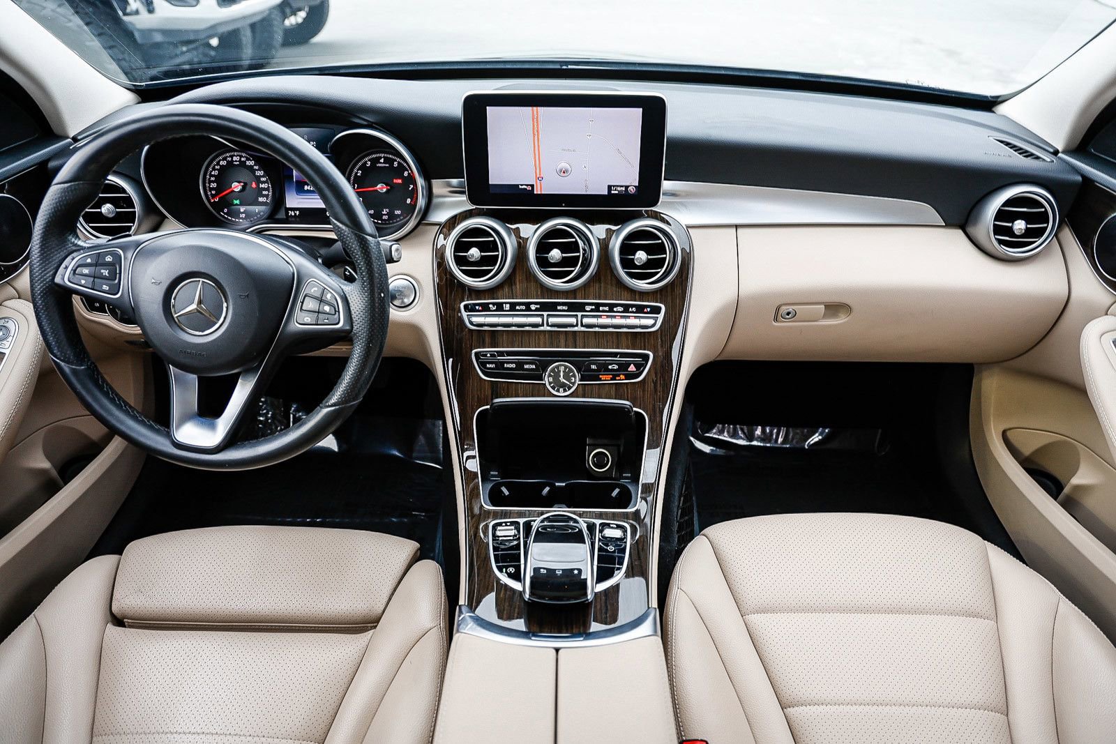 Used 2016 Mercedes-Benz C 300 Sedan image 10