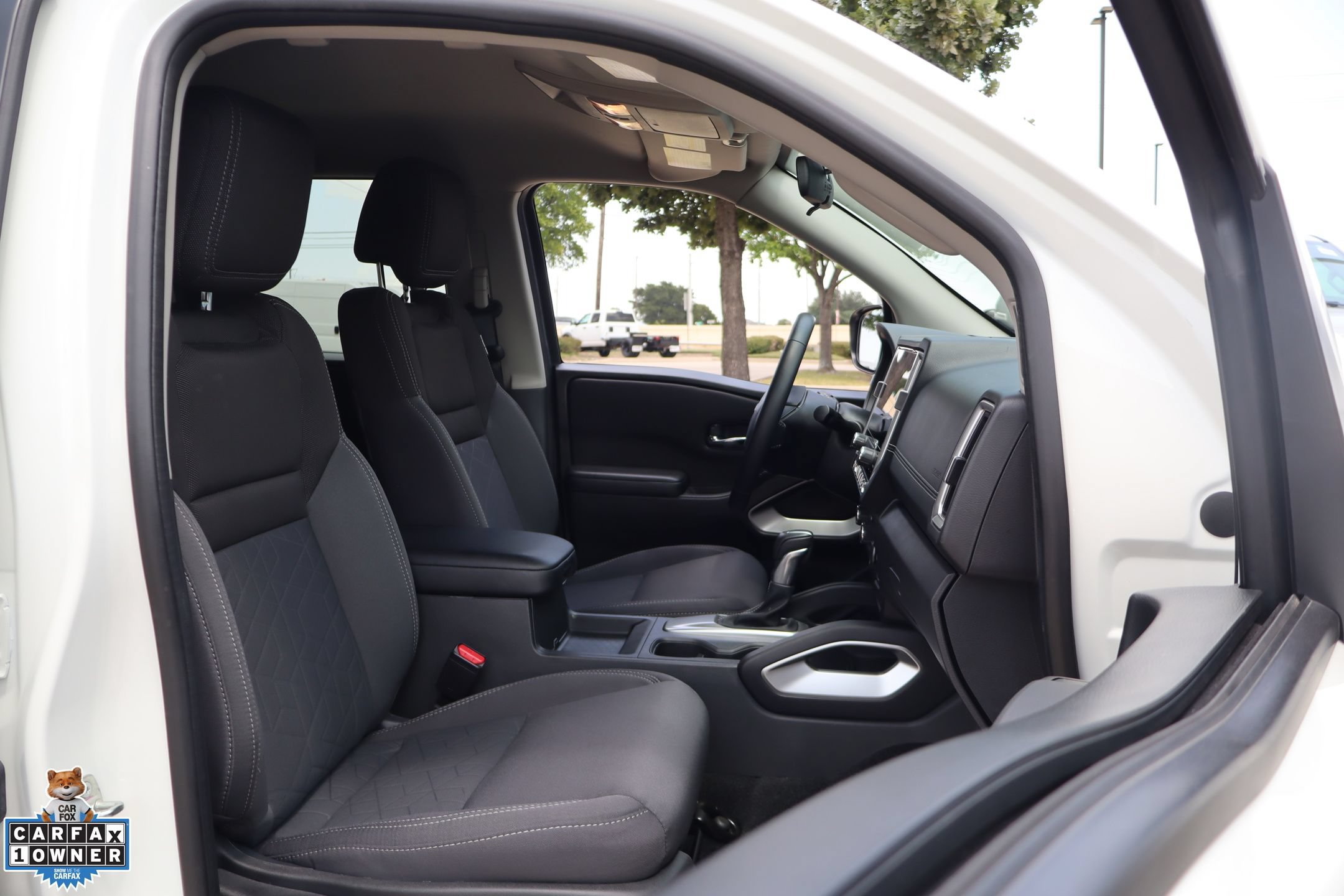 Used 2025 Nissan Frontier SV w/ SV Convenience Package RWD image 29