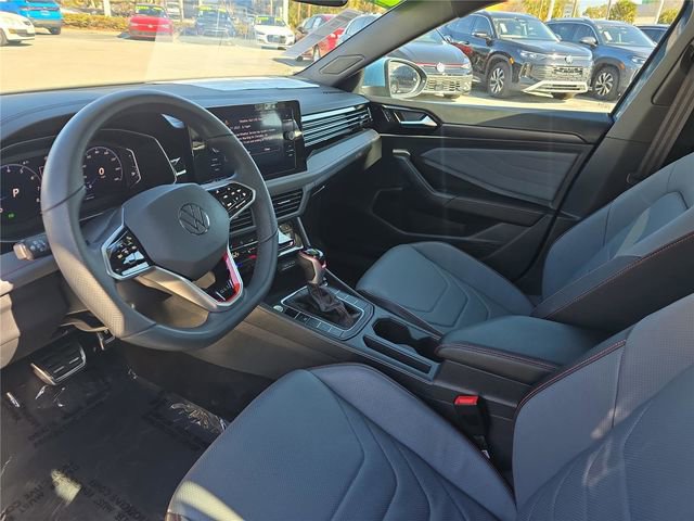 Used 2025 Volkswagen Jetta GLI Autobahn image 14