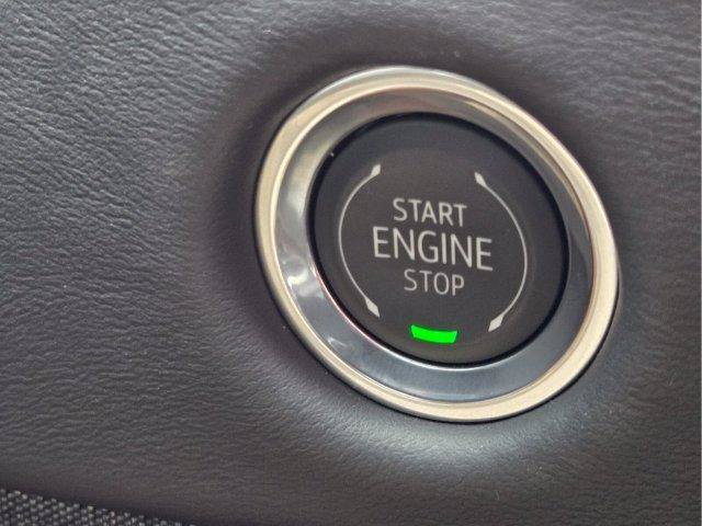 Certified 2026 Cadillac Escalade ESV Platinum Sport w/ LPO, ONYX Package AWD/4WD image 30
