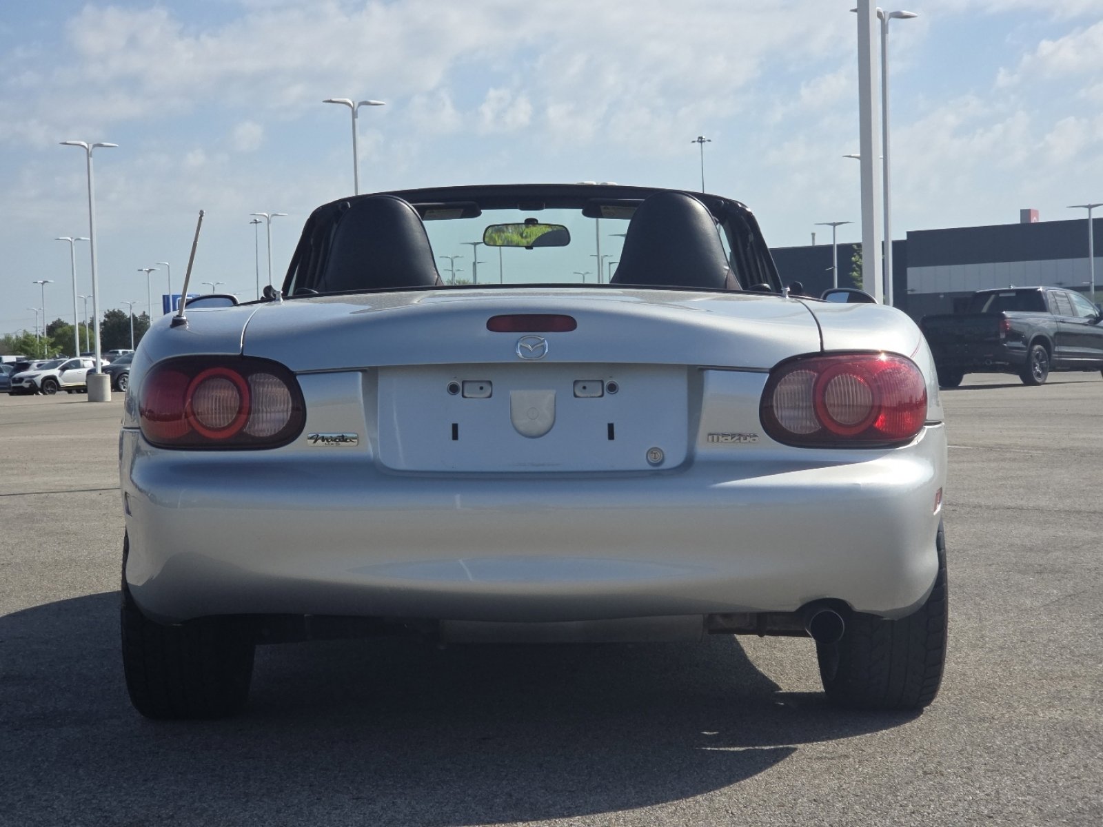 Used 2003 MAZDA MX-5 Miata image 16