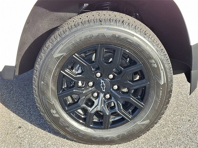 New 2026 Chevrolet Colorado W/T w/ WT Custom Package image 6